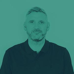 Ian George